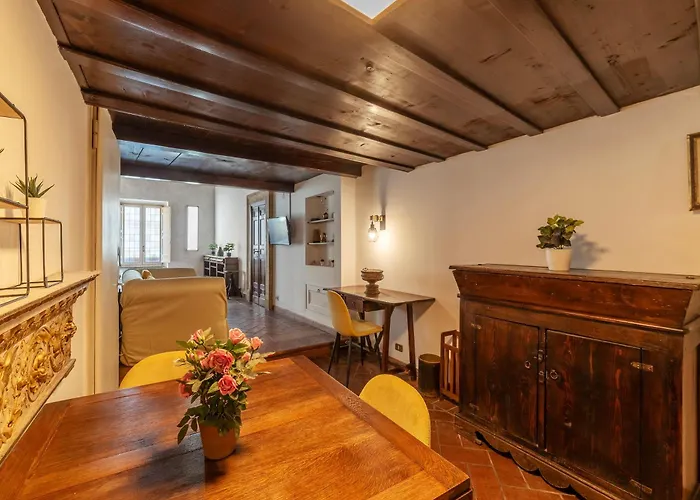 Historical Loft At Campo De Fiori Apartment *