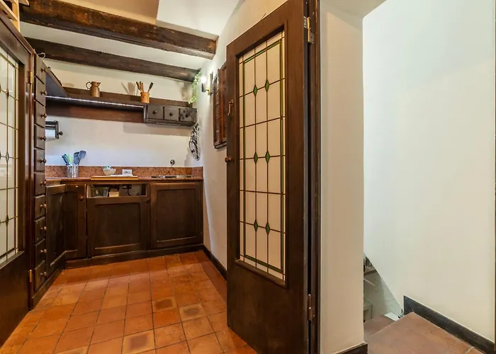 Historical Loft At Campo De Fiori Apartment *